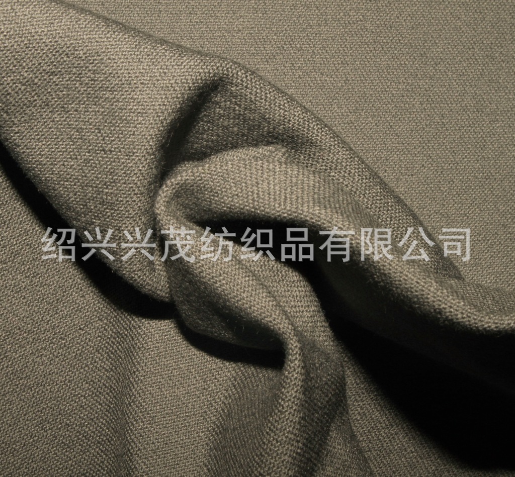 <em>今年</em>面料的<em>流行</em>趋势-<em>马裤</em>首选-全棉四面弹_骑