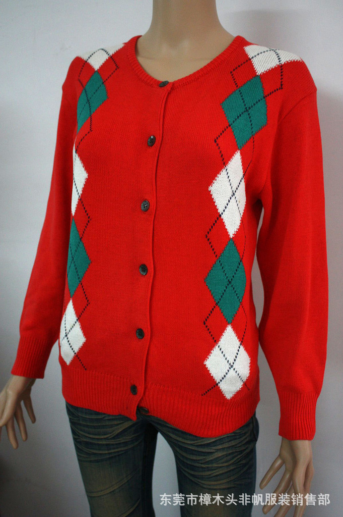 【<em>库存</em>中<em>老年保暖</em>外套针织衫毛衣 杂款女装钮