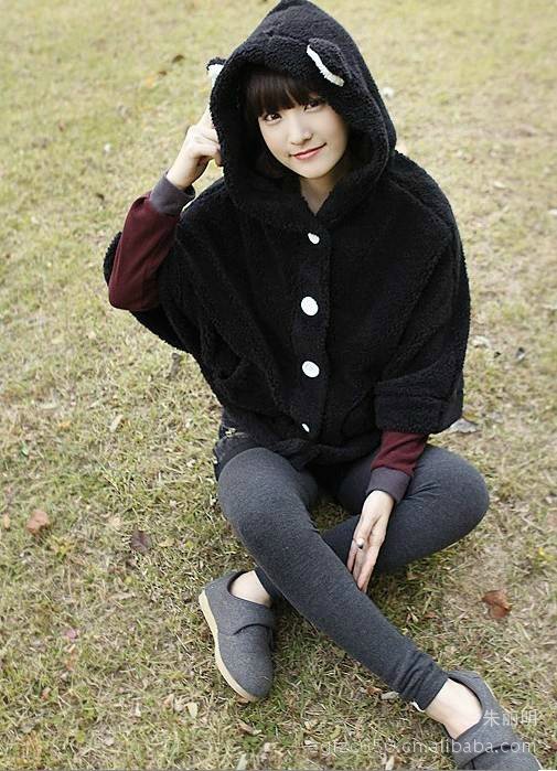 2012学生秋装新款韩版潮少女可爱兔耳朵连帽