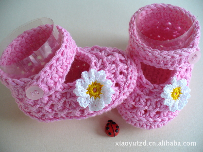 2012的2月爱织子设计新款宝宝鞋 手工婴儿鞋
