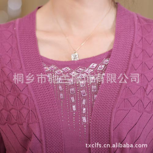 2012秋季新款韩版女装中年妈妈装圆领长袖假两件套烫钻羊毛衫 