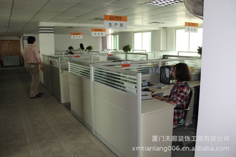 【眼镜柜台<em>妹子</em>报料】天廊企业办公室换新面貌