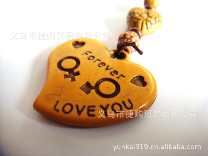 forever <em>男女性别符号心形</em>仿木挂件批发 2元店