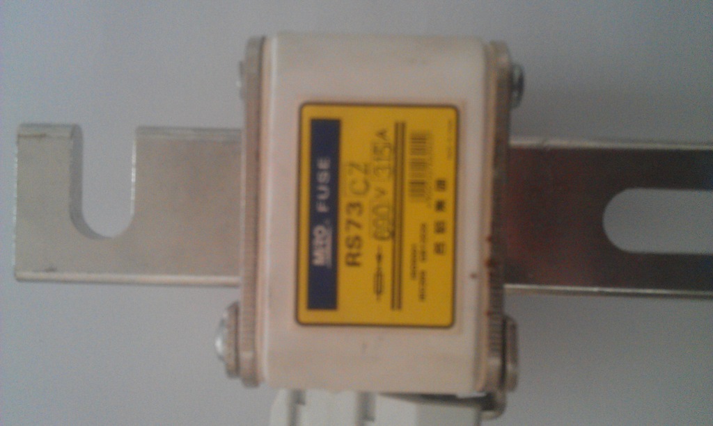 电力熔断器制造商中熔电气(301031SZ)拟初次揭露发行1657万股