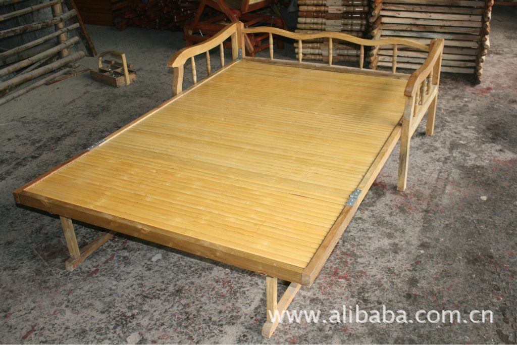 批发采购竹质工艺品-供应各种竹床折叠床沙发