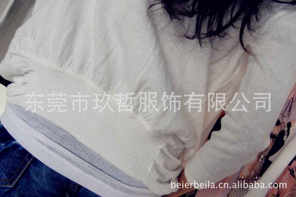 2012<em>春秋</em>款 <em>针织开衫</em> V领花边双排挂扣 韩版 不