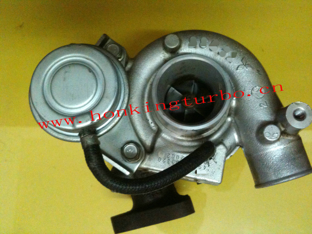 卡特挖掘机CAT307三菱4M40发动机49135-03