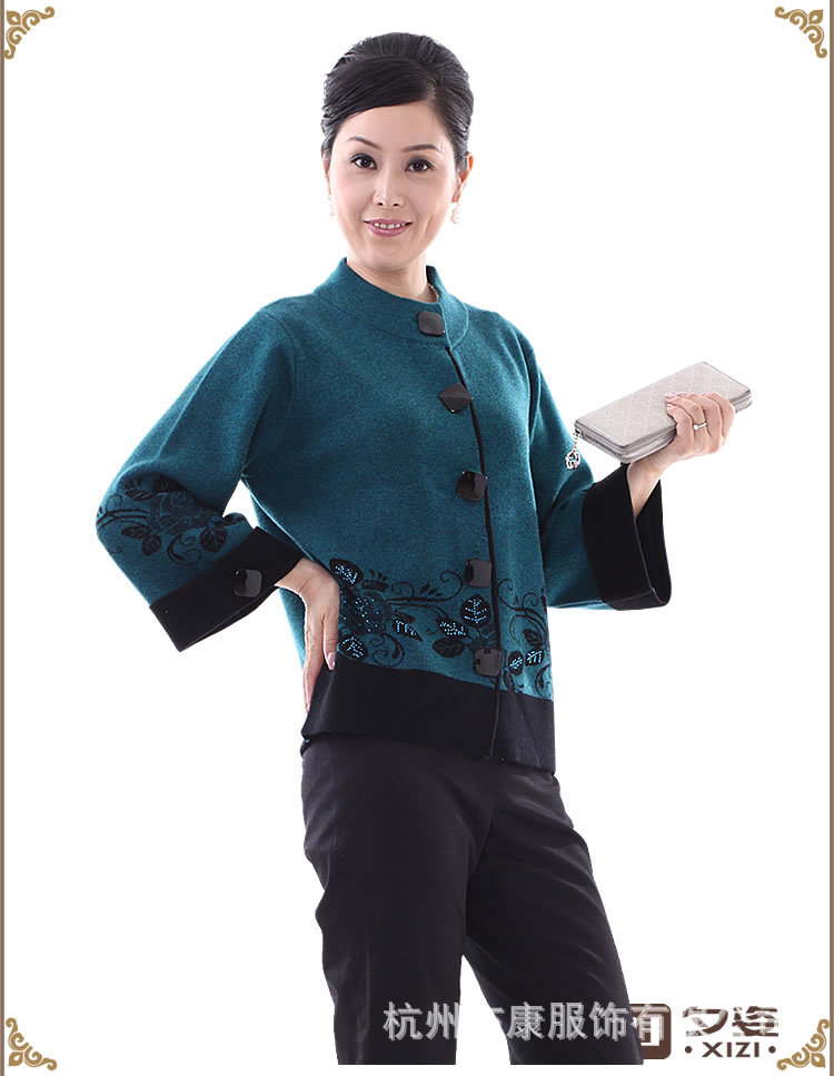 新款<em>中老年</em>秋装 <em>女羊毛</em>针织衫<em>开衫</em>毛衣 气质高