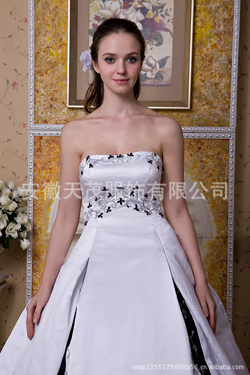 黑白搭配 端庄大气公主婚纱 可定制图片,黑白搭