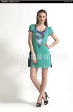 ����ȹ����˿ѩ�Ķ�����Ƭ�廨ӡ������2012��װ CE|�й�Ԫ�� 219.00��182.00��160.00Ԫ/��