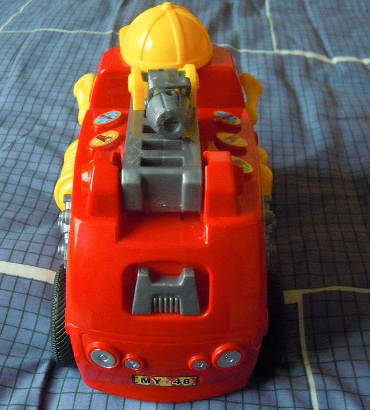 遥控卡通玩具消防车 儿童礼物汽车 电动遥控车
