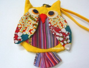 批发采购时尚休闲包-批发云南民族特色手工艺