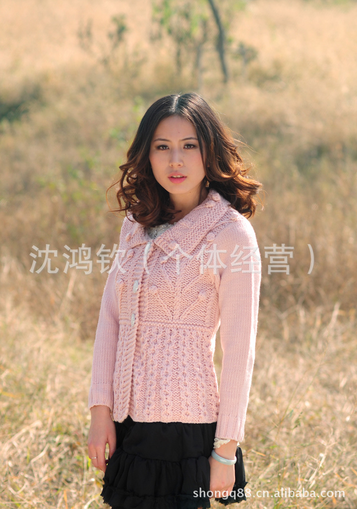 批发采购<em>女式毛衣</em>-2012时尚韩版<em>毛衣</em> <em>翻领</em>开衫