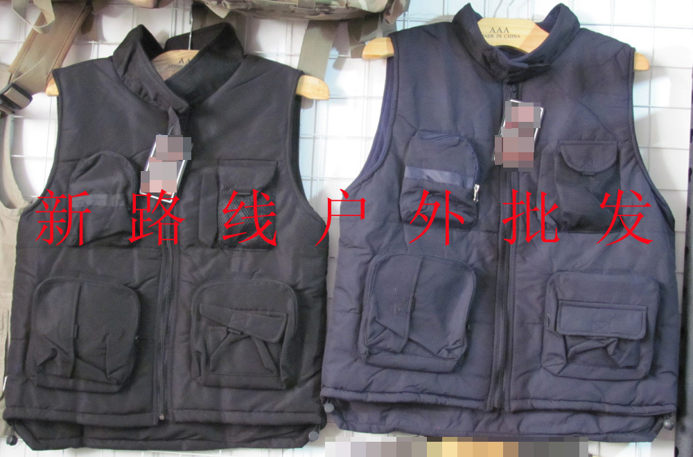 【厂家直销<em>男式</em>马甲摄影<em>棉马甲</em>户外运动<em>多兜</em>服
