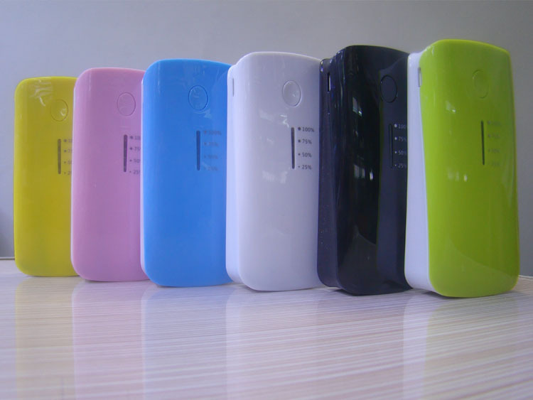 【可爱鱼嘴移动电源5600毫安iphone4\/4S三星
