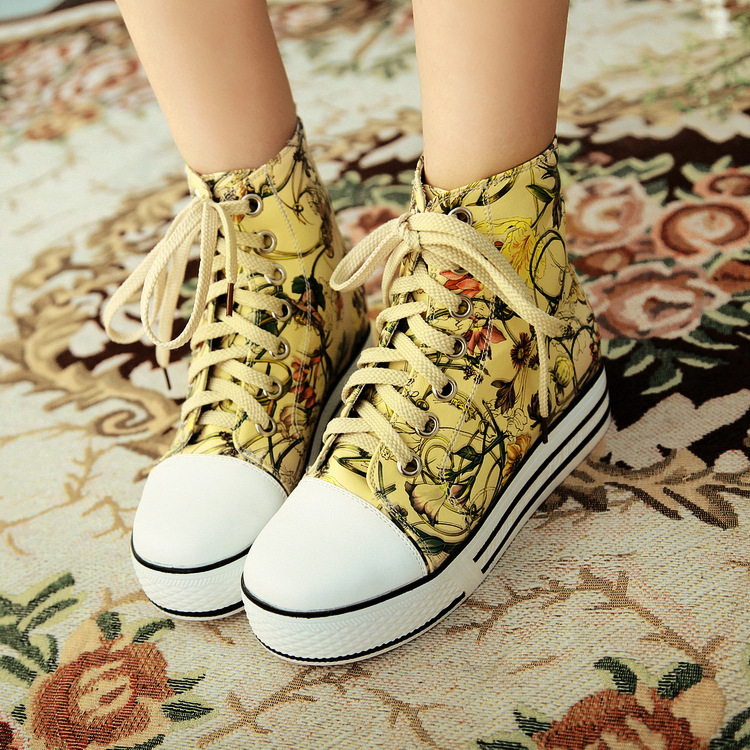 厂家直销鞋子 新款潮流休闲时尚舒适帆布鞋批发