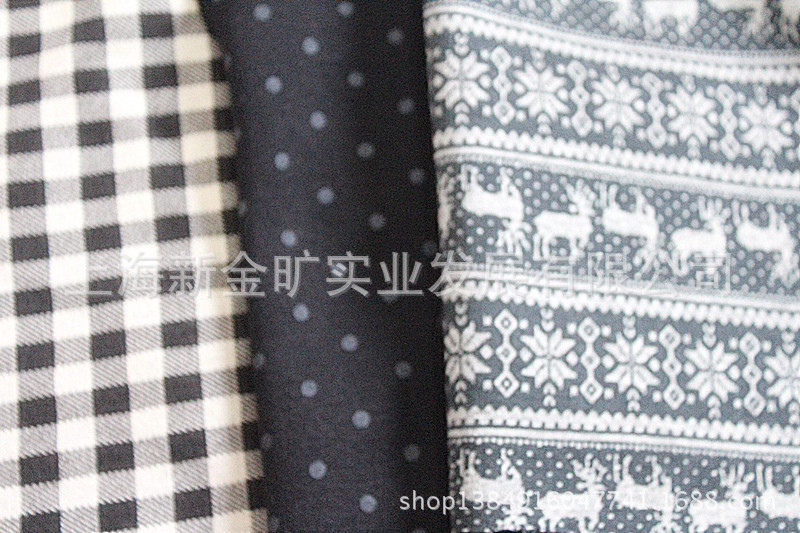 四面弹不倒绒印花图案