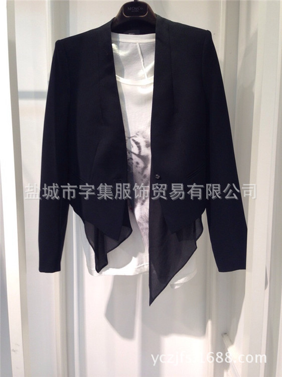 时尚优质伊祉造字集服饰 质优价廉 特价供应 质