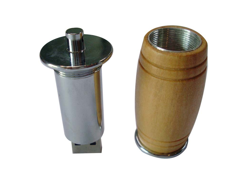 供应木桶款式U盘 可雕刻或丝印LOGO 镁光足量