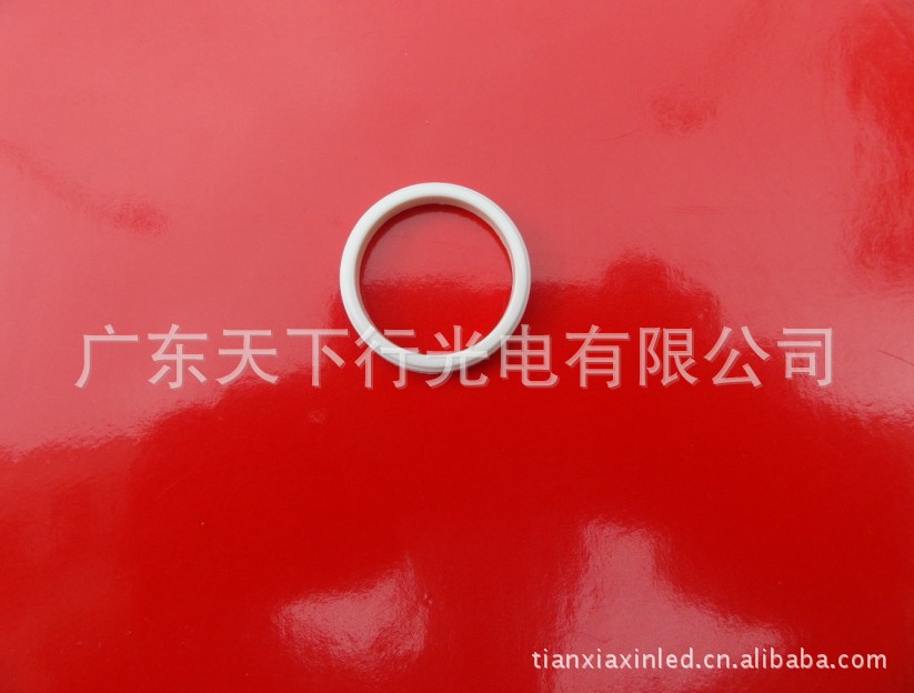 02-外径22MM内发光面18MM胶圈高3MM（胶圈引脚距离