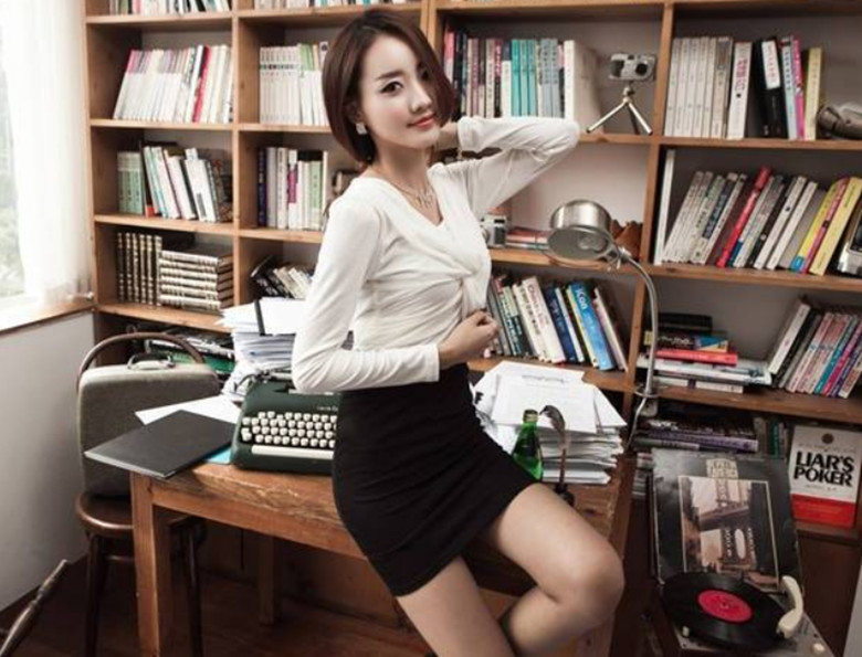 2013新款韩版<em>性感淑女</em>职业女装 长袖修身包臀