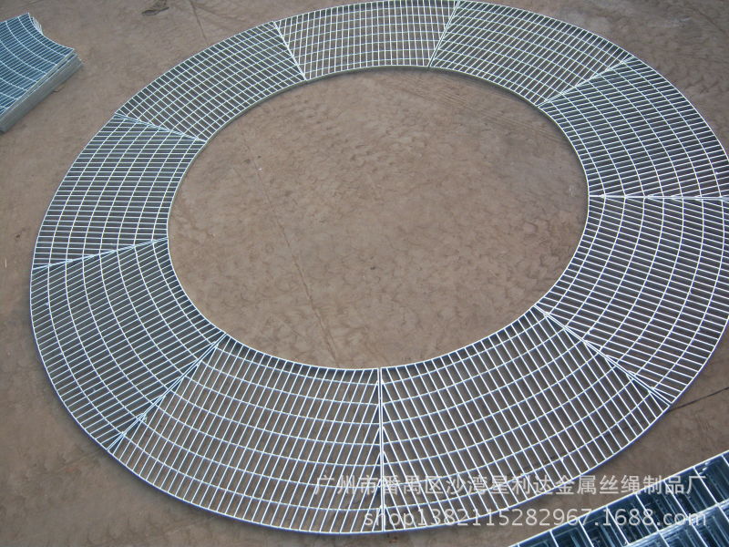 金属板网-厂家直销钢格板,钢格板厂家质优价廉