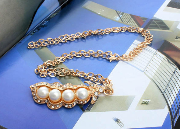 【新款韩版时尚豌豆珍珠项链 <em>毛衣</em>链<em>批发 厂家</em>