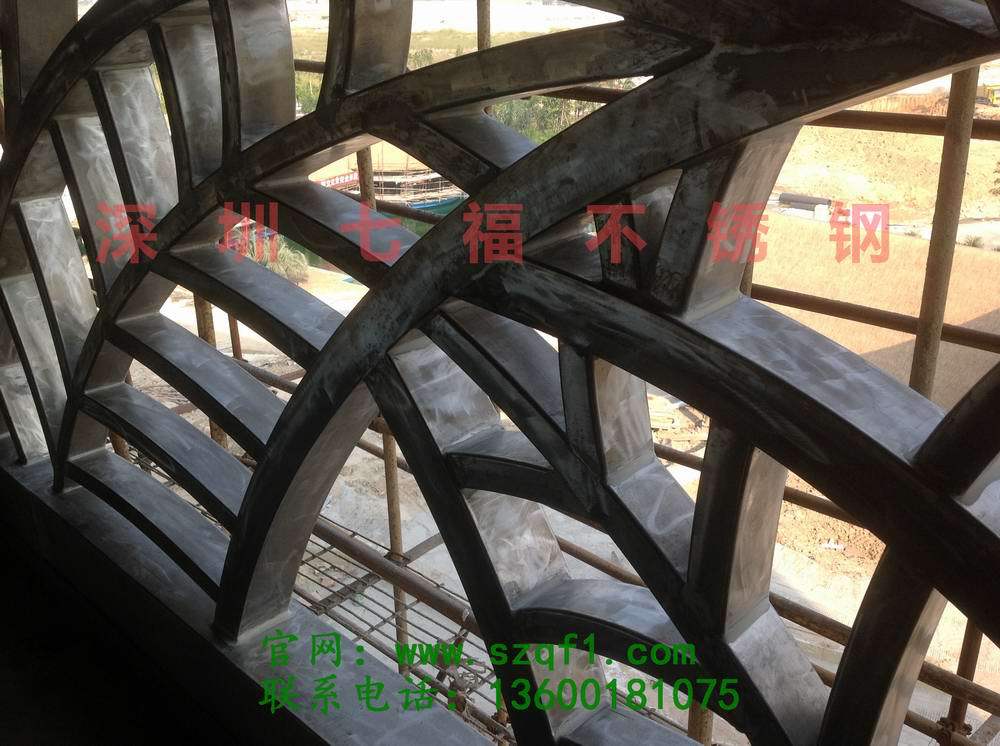 海豚馆不锈钢装饰2