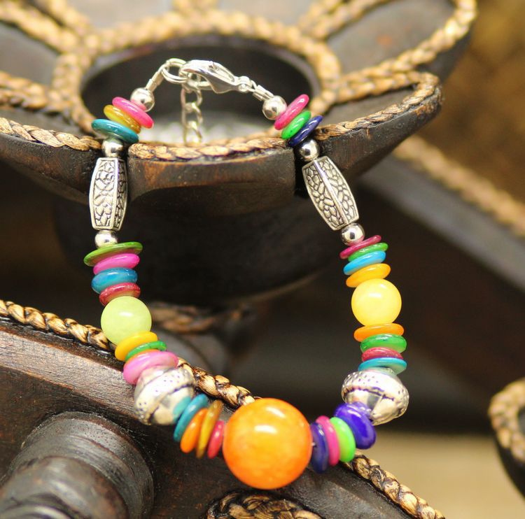 云南民族特色纯手工制作藏式风格松石手链厂家