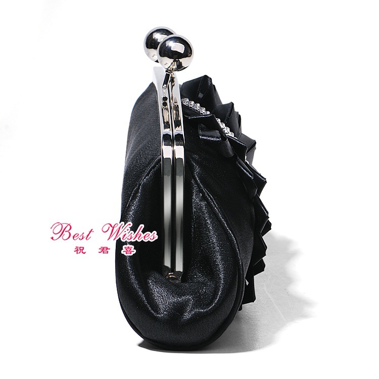 8268black0dt