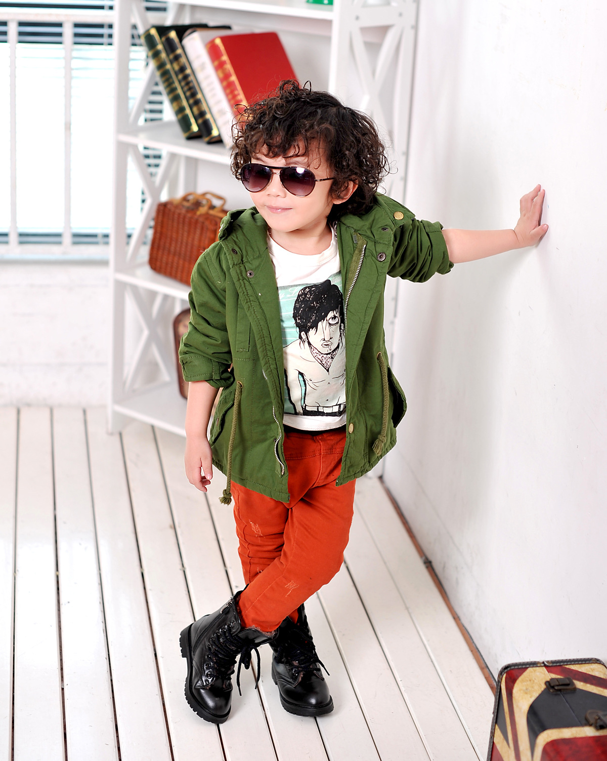 【2013秋新款韩版<em>男童风衣</em>儿童<em>开衫</em>外套休闲