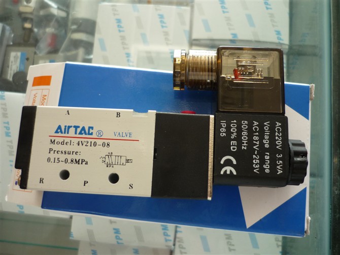 亚德客电磁阀4V210-08 二位五通电磁换向阀 D