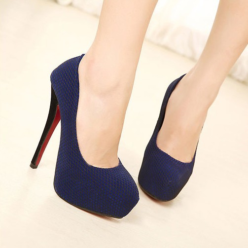 2014新款红色鞋底<em>高跟鞋</em>女单鞋 图片_高清大
