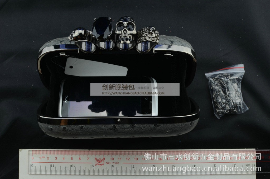 选购包包时，一定要参照尺寸介绍