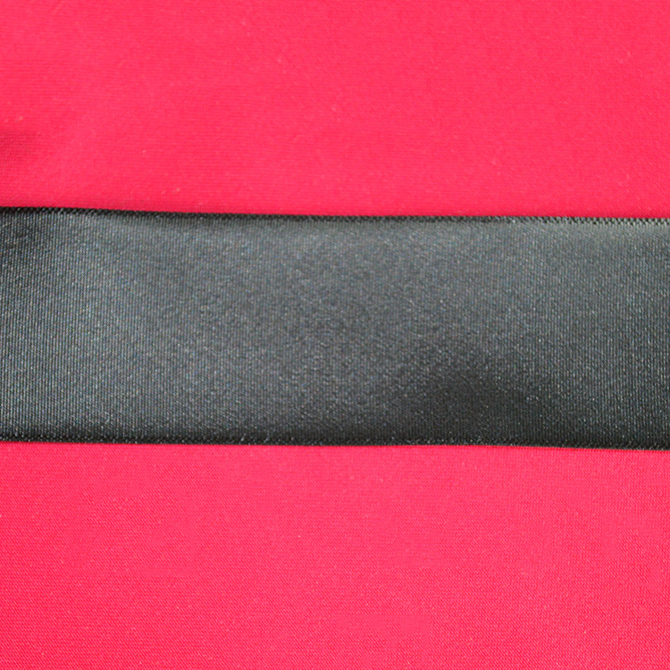 810单面黑色织边带(反面)