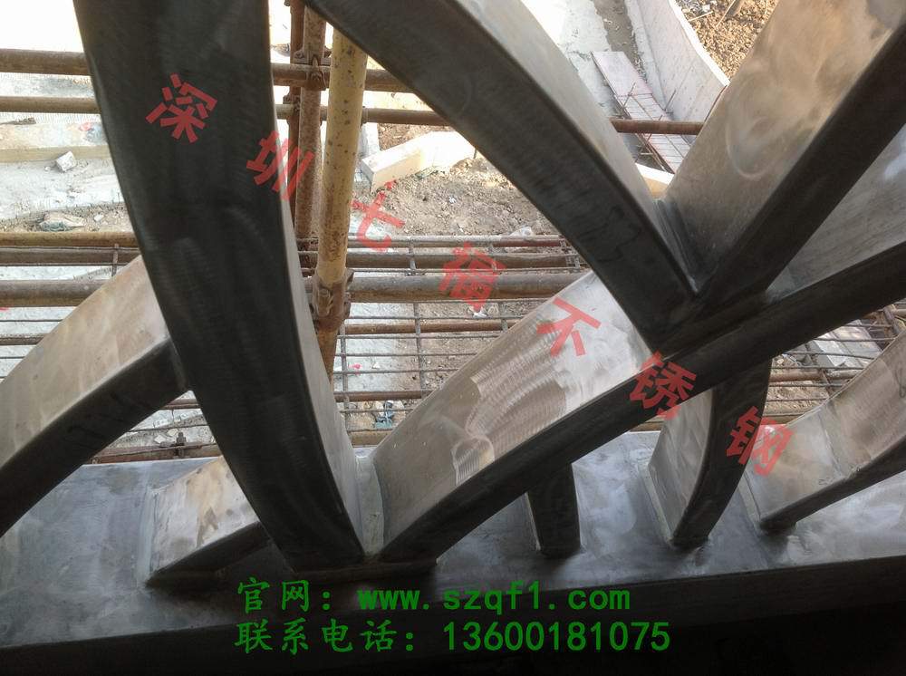 海豚馆不锈钢装饰1