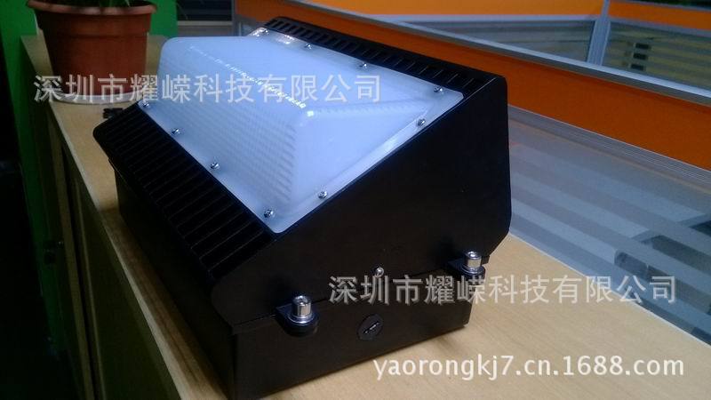 LED wall light 1