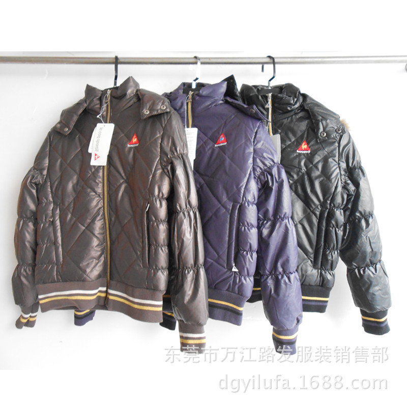 【女式<em>棉衣</em>,特价女装棉衣乡镇时尚<em>靓妹棉衣</em>批