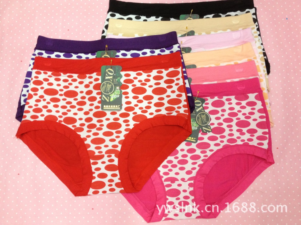 【<em>广州</em>工厂<em>批发</em>大版<em>女士内裤</em>莫代尔波点印花女