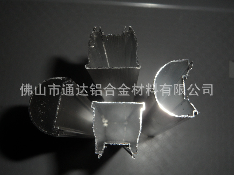 729365816_101090024[1]