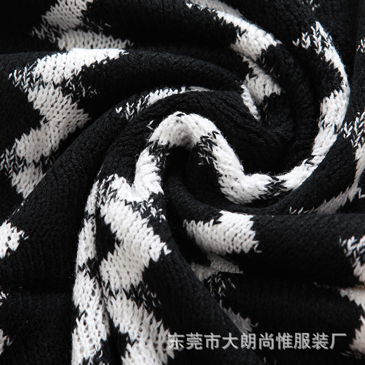【厂家供应高品质 黑白相间波浪条纹围巾 欢迎