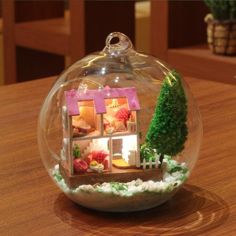 儿童玩具玻璃迷你版粉色甜心小屋球拼装模型拍