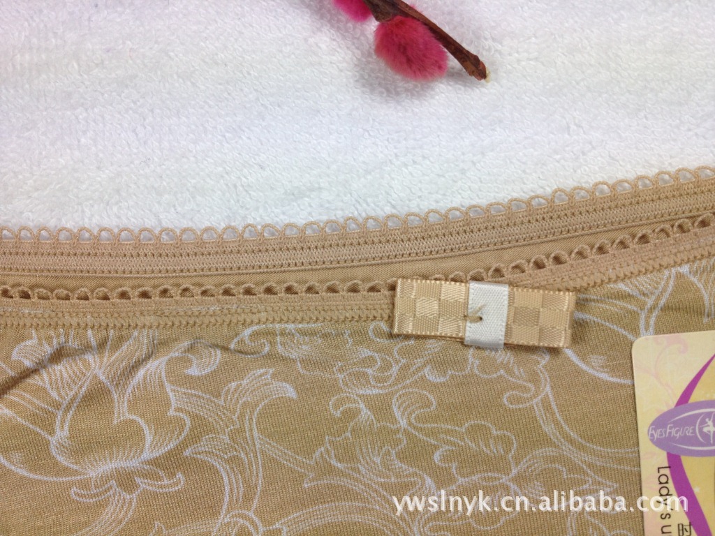 批发采购<em>内裤</em>-义乌生隆批发<em>人棉</em>中腰<em>女士内裤</em>