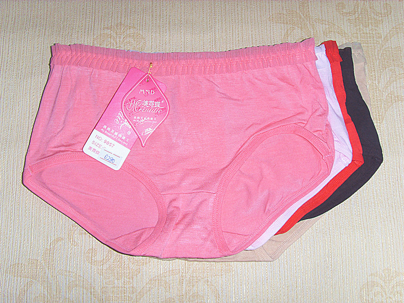 <em>雷丝</em>花边<em>女式内裤</em> 可爱型三角裤 爆款 低腰女款