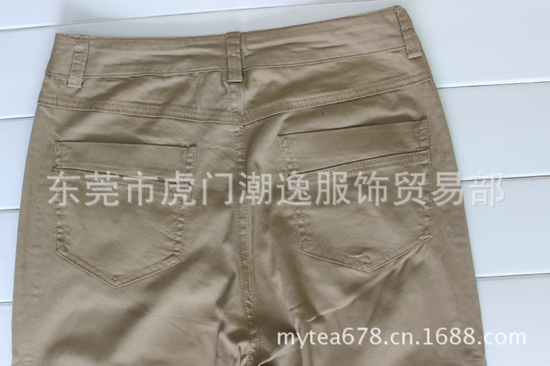 XS- (4)