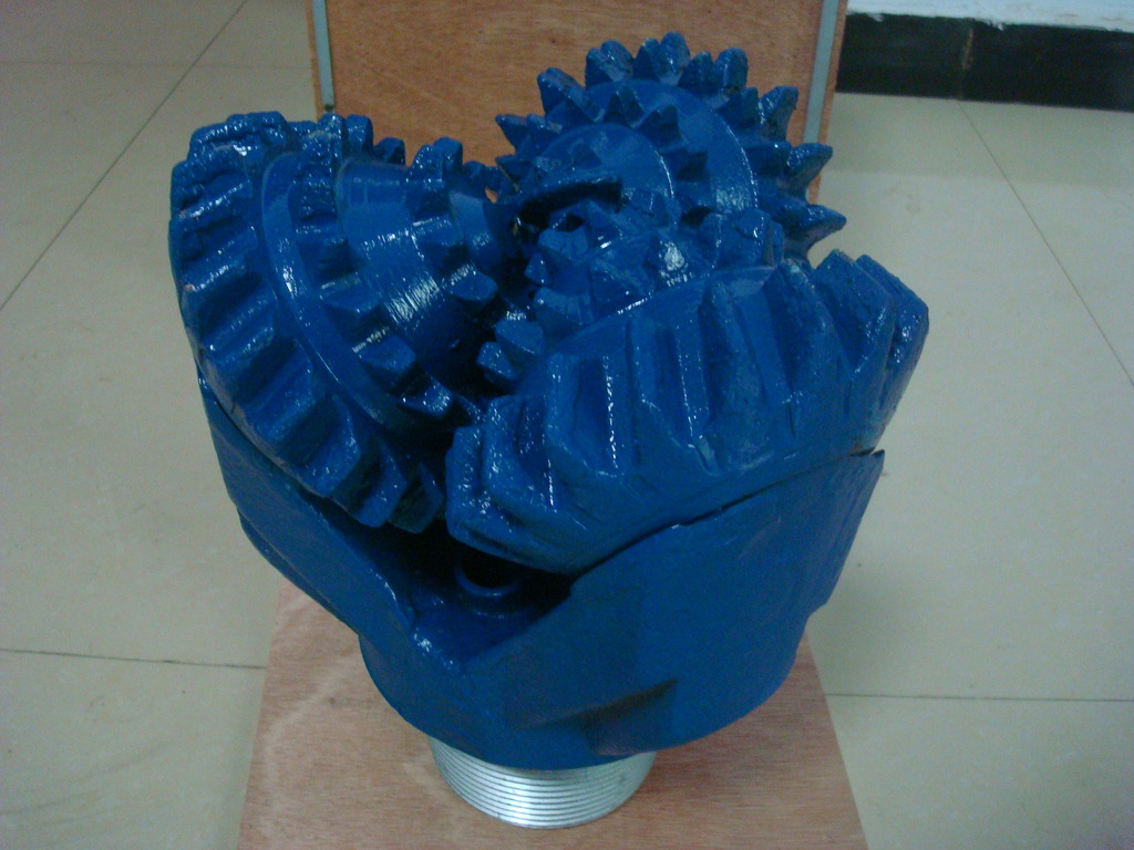 【河间市瑞莱博供应硬质合金三牙轮钻头】