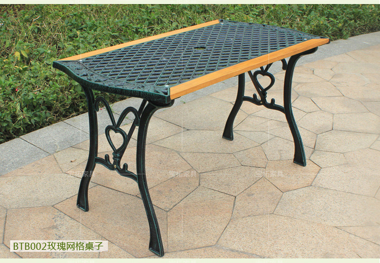BTA002铸铁桌椅组合_12副本