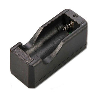 18650锂电池充电宝_如何用18650制作6v电源_18650充电器制作