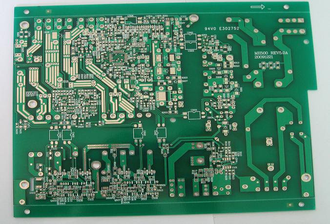 中富电路：公司专业从事印制电路板（PCB）的研发、生产和销售