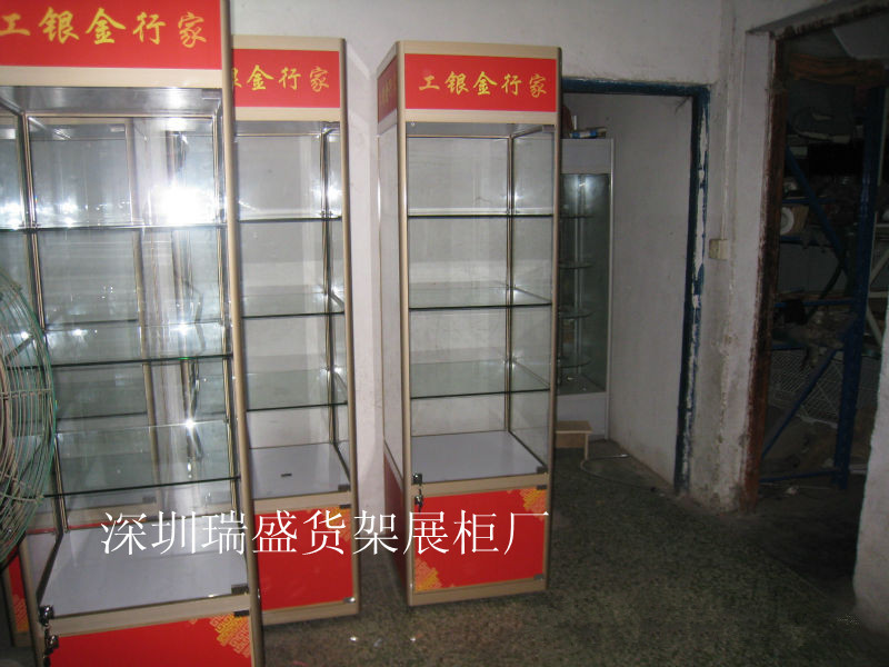 379885185_886263331_副本